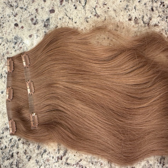 Bellami Clip In Extensions - Picture 4 of 7